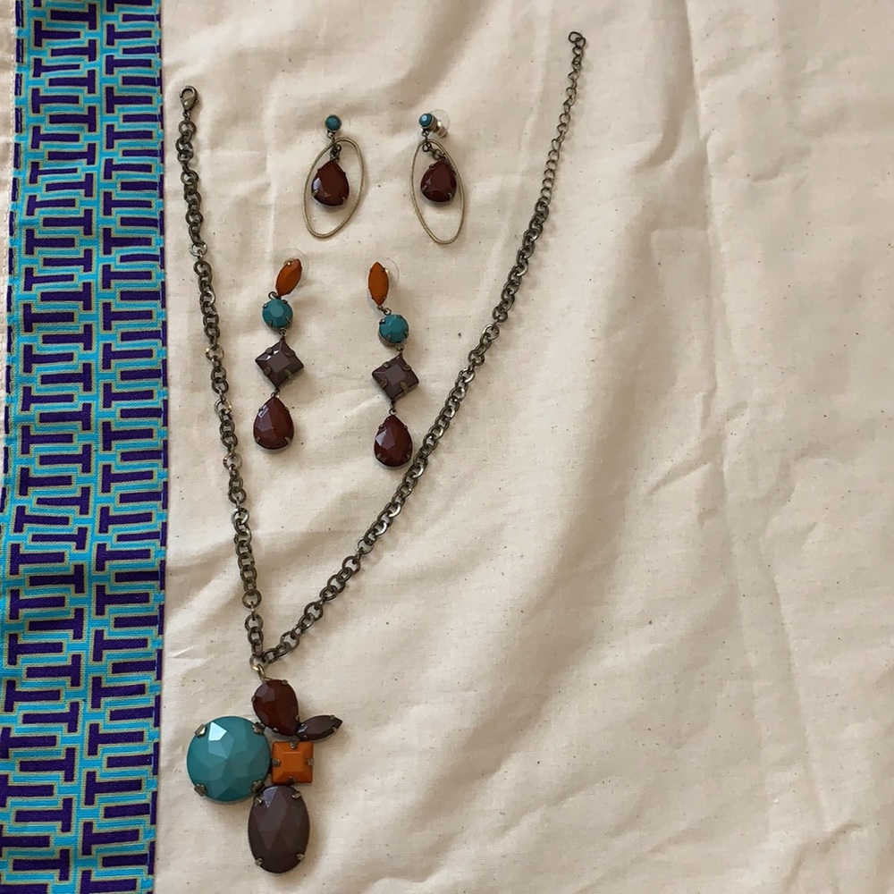3 Piece Antique Art Deco Necklace/2pr earrings